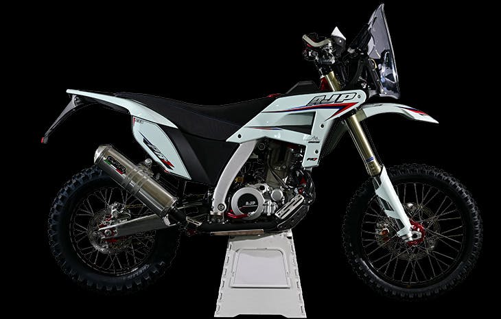 2026-Models AJP PR7-White