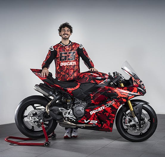2026-Models Ducati Rollovers Panigale-V2-FB63-Rollover